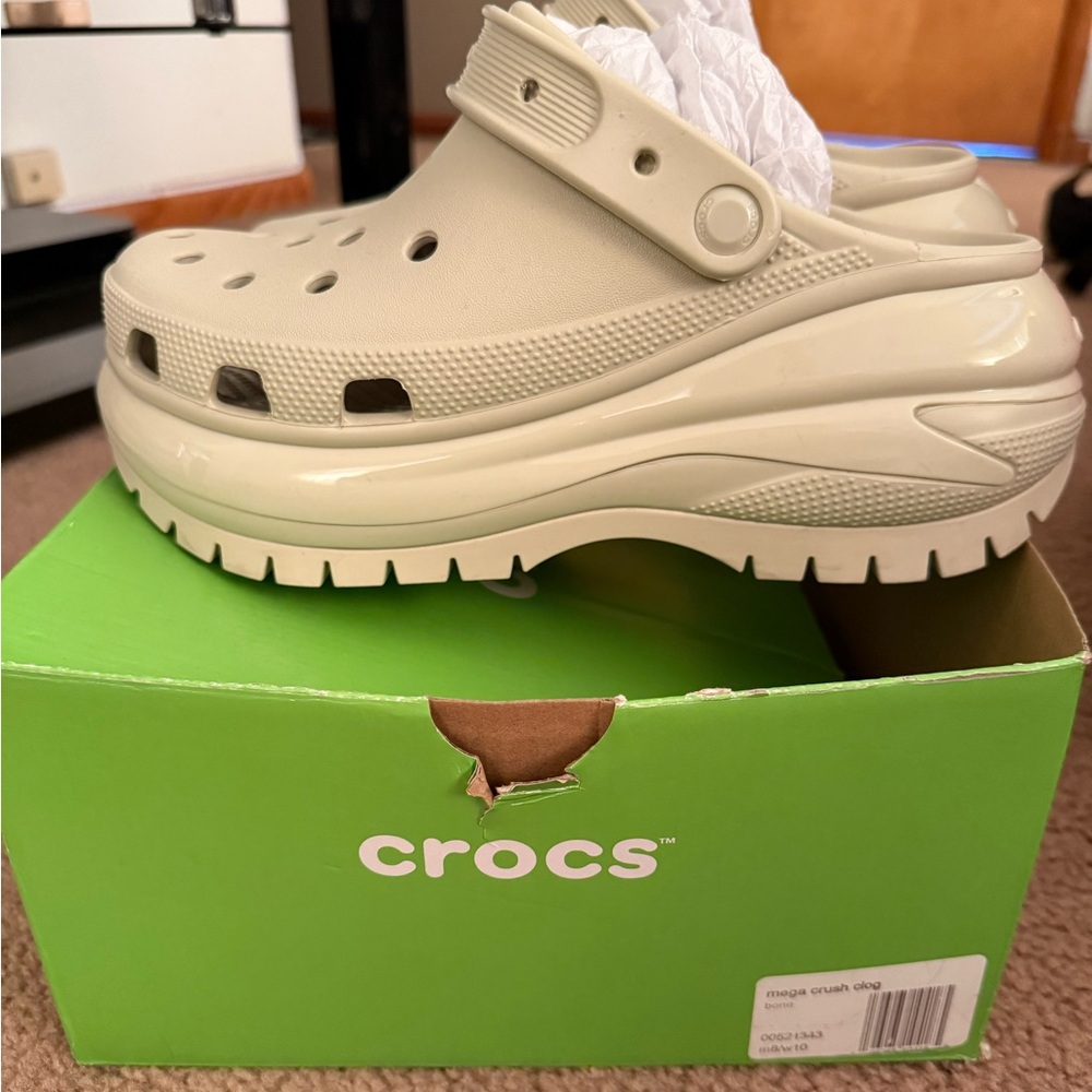MEGA CRUSH CLOG CROCS